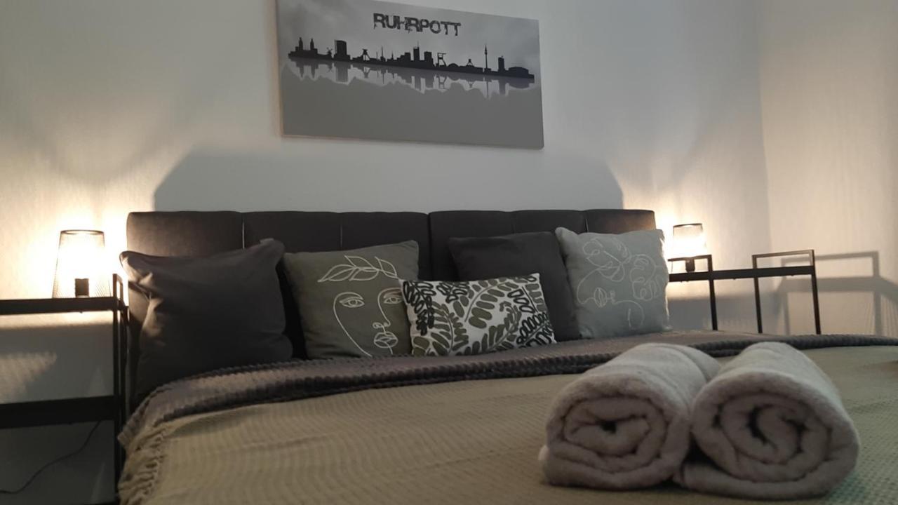 Gockel Homes 1 - Zentral Mit Balkon & Netflix Essen Ngoại thất bức ảnh